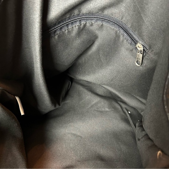 Multi-Colored Sequin Shoulder Bag w/ Silver Disappearing Heart Bag - Picture 11 of 16